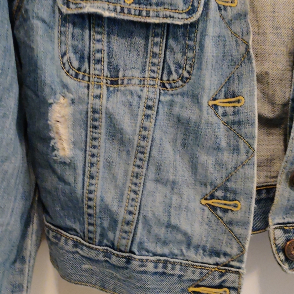 Jean jacket - Picture 2 of 3